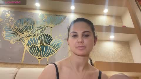 EvaHazard online show from November 27, 2025, 3:25 pm