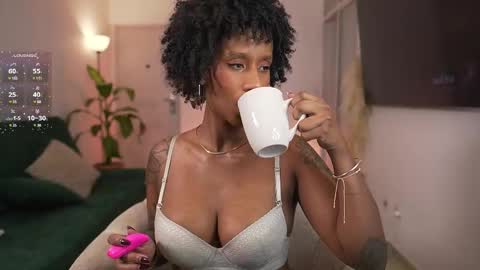 Snapshot of evajacksss_ chatting on March 11, 2025, 9:37 pm evajacksss_ online show from March 11, 2025, 9:37 pm