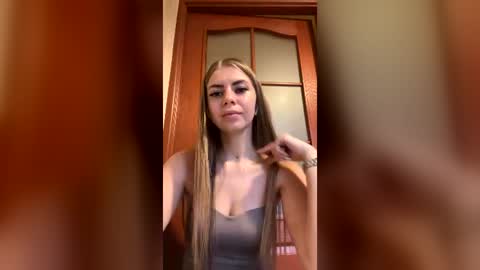 Snapshot of evajansma chatting on July 15, 2026, 5:29 pm evajansma online show from July 15, 2026, 5:29 pm