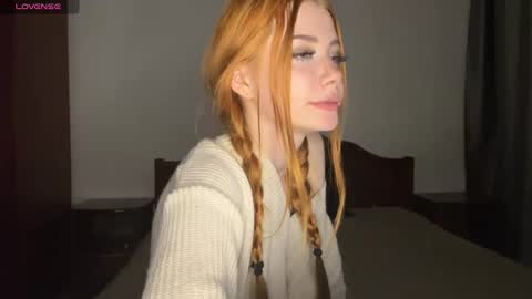 evakettystar online show from March 16, 2026, 4:33 pm