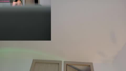 Eva online show from November 4, 2025, 11:15 pm