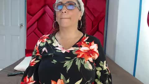 Eva Mills online show from March 4, 2025, 4:09 pm