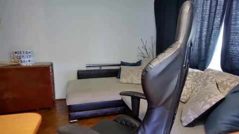 Eva Moon online show from February 11, 2025, 10:04 am