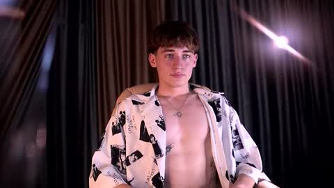 Evan online show from February 9, 2026, 9:30 pm