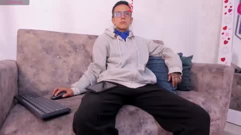 Evan Smitt online show from February 19, 2025, 12:22 pm