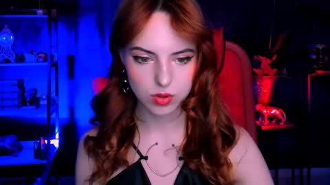 Snapshot of evanellson chatting on March 7, 2025, 4:22 pm Eva online show from March 7, 2025, 4:22 pm