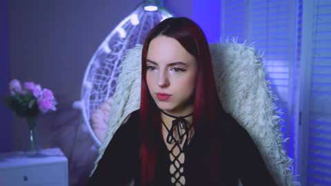 Eva  online show from October 28, 2025, 12:30 pm