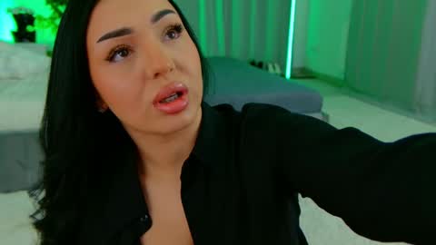 Snapshot of evanew_ chatting on May 16, 2026, 6:39 pm Eva online show from May 16, 2026, 6:39 pm