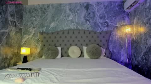 EVA online show from April 4, 2026, 6:49 pm