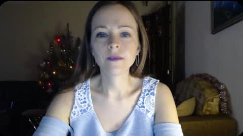 Snapshot of evangeline06 chatting on December 28, 2024, 9:31 am YourMistress online show from December 28, 2024, 9:31 am