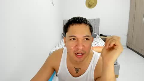 Snapshot of evanss_king chatting on July 14, 2026, 6:02 pm Mateo and Valerio online show from July 14, 2026, 6:02 pm