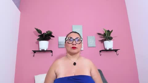 Snapshot of evapalmer_1 chatting on September 17, 2025, 8:27 am evapalmer_1 online show from September 17, 2025, 8:27 am