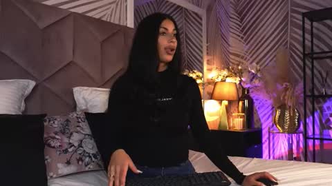 EvaRhea online show from March 30, 2026, 2:56 am