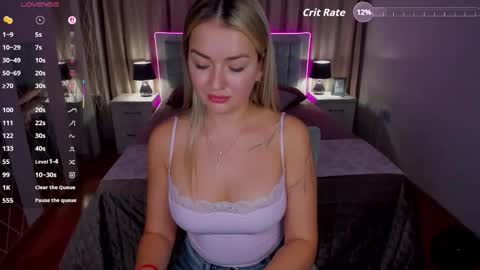 EvaRider online show from November 8, 2025, 9:53 am