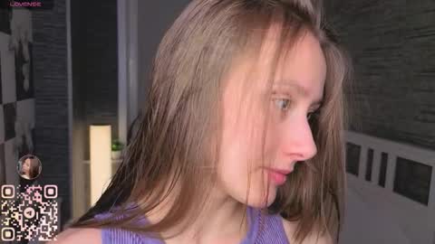 Eva online show from November 21, 2025, 7:12 pm