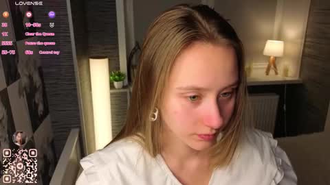 Eva online show from November 30, 2025, 7:29 pm