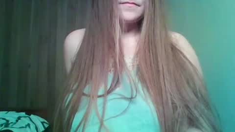 Snapshot of evasapples2026 chatting on April 25, 2026, 9:56 pm evasapples2026 online show from April 25, 2026, 9:56 pm