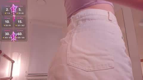 Eva online show from October 31, 2025, 5:30 am