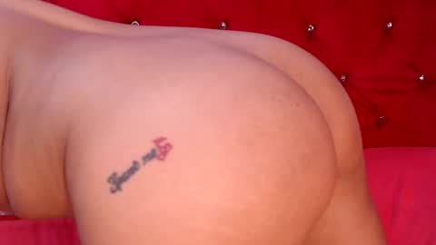 Eva    Instagram evasummer 1 online show from January 21, 2025, 10:30 pm