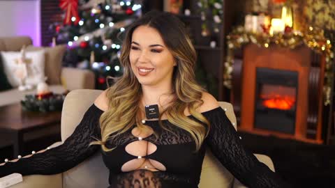 Snapshot of evasunderland chatting on December 11, 2024, 9:01 pm Eva online show from December 11, 2024, 9:01 pm
