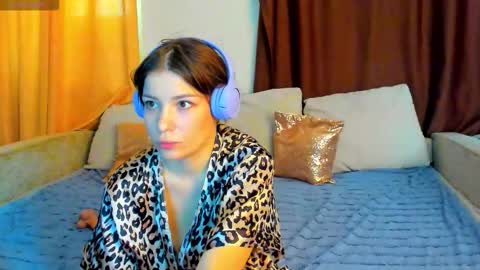 Eva online show from November 26, 2025, 8:37 am