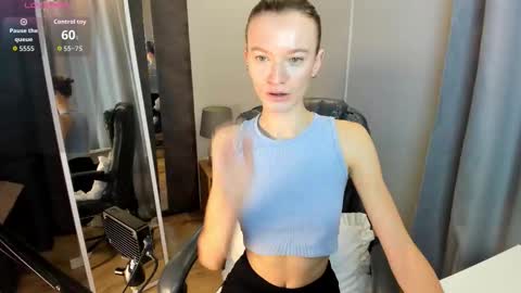 Snapshot of evatoniz chatting on November 13, 2025, 1:15 am Eva online show from November 13, 2025, 1:15 am