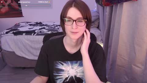 Vivi online show from February 7, 2025, 11:34 pm