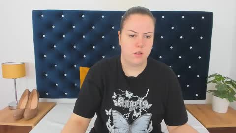 Eva online show from February 18, 2025, 6:37 am