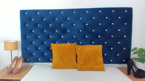 Eva online show from October 8, 2025, 5:49 am