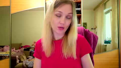 EvaXAngelova online show from May 15, 2026, 9:38 am