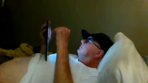 eve1luvsray online show from December 21, 2025, 7:32 pm