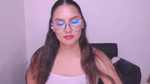 Eve Rox18 online show from December 24, 2024, 8:11 am