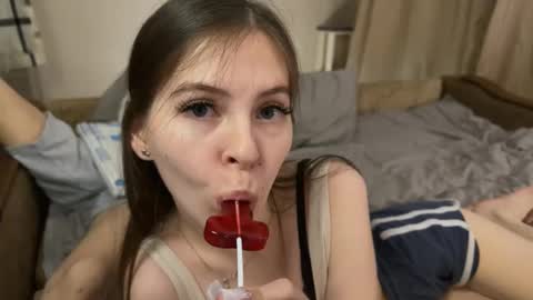 EveRobert online show from February 17, 2025, 10:14 pm