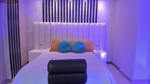 Snapshot of evebenson chatting on February 11, 2025, 11:54 am Eve online show from February 11, 2025, 11:54 am