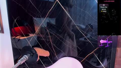 EVELIN online show from September 17, 2025, 12:29 pm