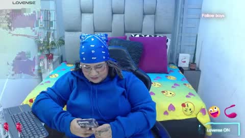 evelin zaens online show from April 9, 2026, 3:50 am