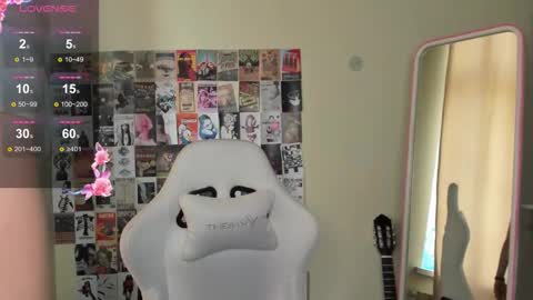 Evelina online show from February 22, 2026, 5:08 am