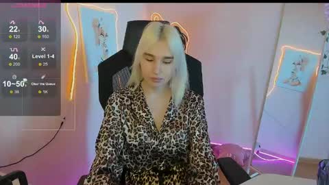 Evelina online show from April 28, 2026, 2:27 am