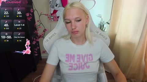Evelina online show from July 16, 2026, 1:11 am