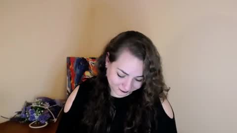 Snapshot of evelineli chatting on March 3, 2025, 10:38 am Lydia online show from March 3, 2025, 10:38 am