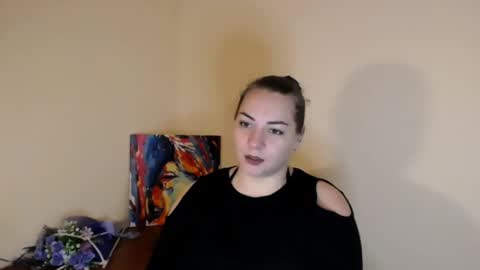 Snapshot of evelineli chatting on March 12, 2025, 12:57 pm Lydia online show from March 12, 2025, 12:57 pm