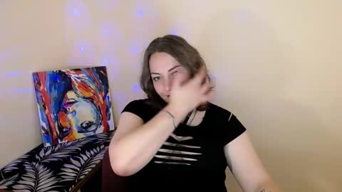 Snapshot of evelineli chatting on September 29, 2025, 11:42 pm Lydia online show from September 29, 2025, 11:42 pm