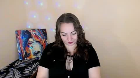 Snapshot of evelineli chatting on October 10, 2025, 9:47 pm Lydia online show from October 10, 2025, 9:47 pm