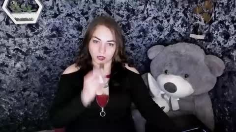 Snapshot of evelineli chatting on March 5, 2026, 10:06 pm Lydia online show from March 5, 2026, 10:06 pm