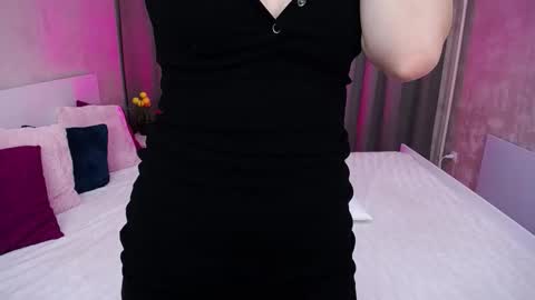 Evelin online show from September 16, 2025, 5:08 am