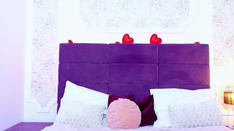 EvelinHill online show from March 3, 2026, 5:02 am