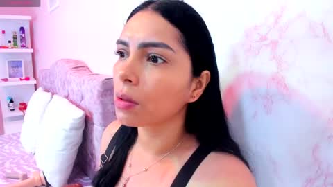 Evelinn belen online show from April 18, 2026, 11:58 am