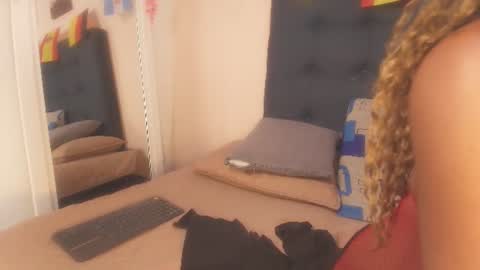 Snapshot of evelonga_707 chatting on July 4, 2026, 7:09 pm DAYANITA online show from July 4, 2026, 7:09 pm