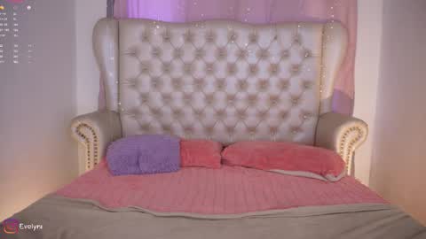 evelyn evelyn online show from March 4, 2026, 3:40 pm