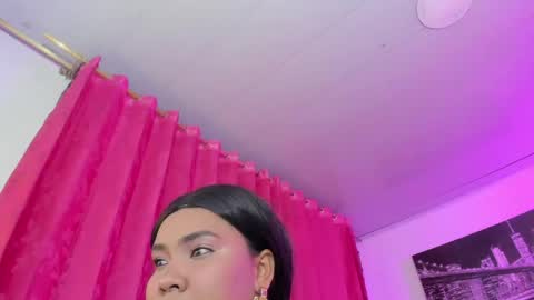 Evelyn Sandoval online show from May 17, 2026, 11:45 pm